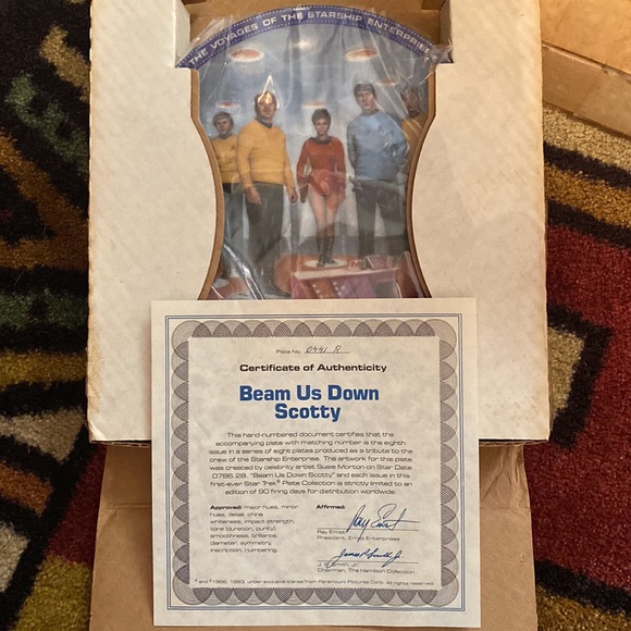 Star Trek 25th Anniversary Plate Set by The Hamilton Collection - Picture 8 of 10
